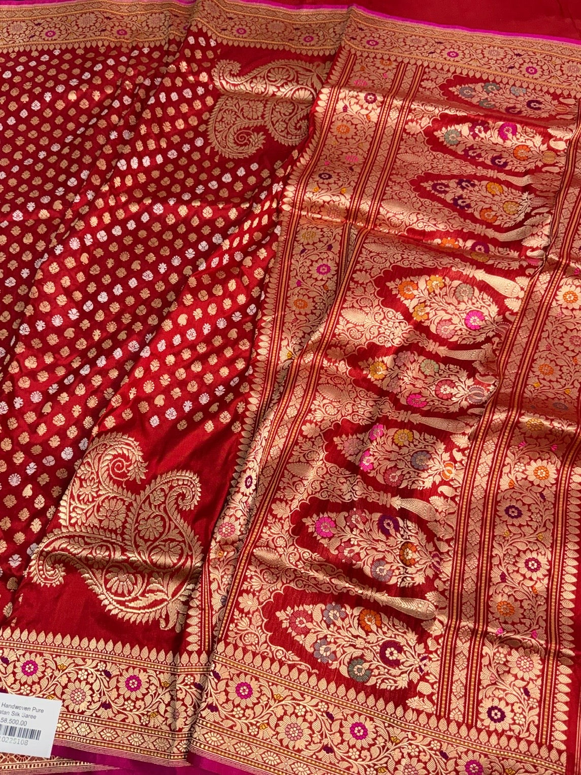 Red Handwoven Pure Banarasi Silk Saree in Kadwa Weave – 100% Katan Mulberry Silk