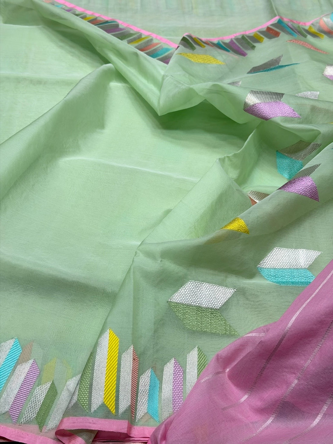 Pista Green Handwoven Pure Organza Silk Saree