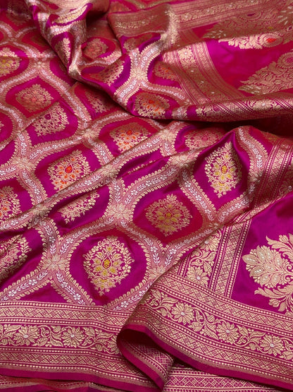 Rani Pink Handwoven Pure Banarasi Silk Saree – Kadwa Weave | Pure Katan-Mulberry Silk | Luxury Traditional Banarasi Saree
