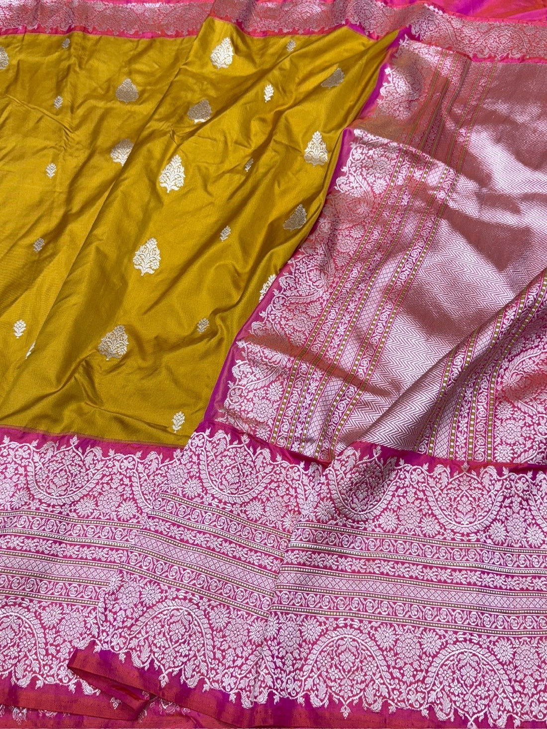 Mustard Yellow Handwoven Pure Banarasi Ektara Silk Saree