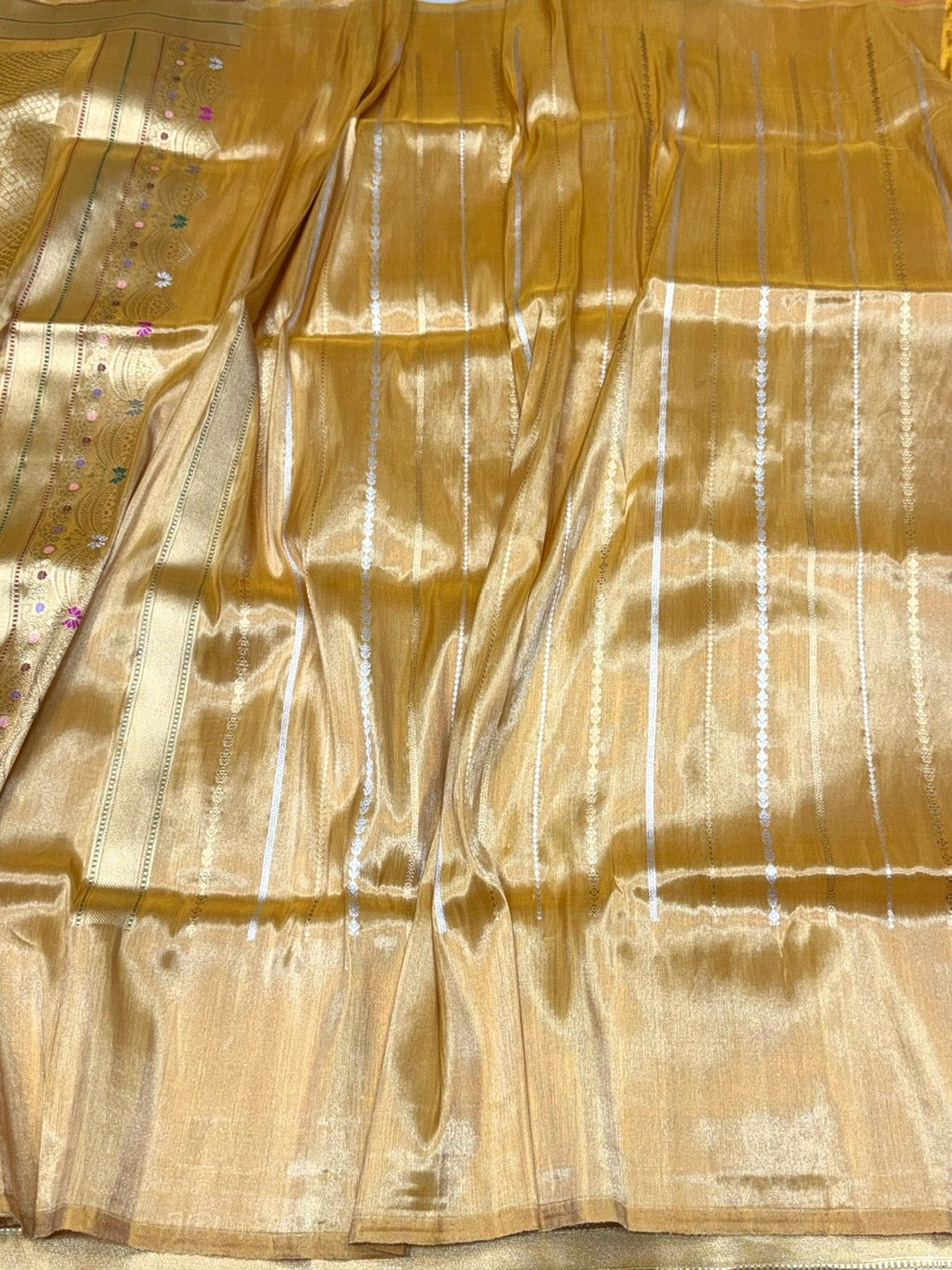 Yellow Handwoven Pure Banarasi Tissue Silk Saree – Kadwa Weave in 100% Pure Tissue Silk