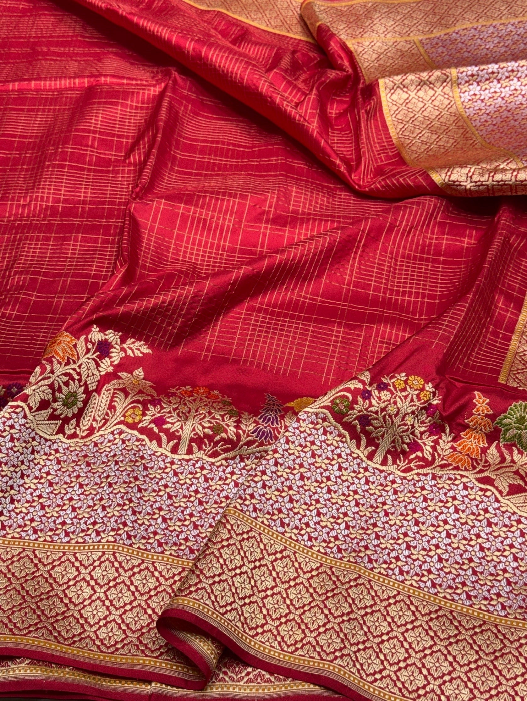 Red Handwoven Pure Banarasi Silk Saree