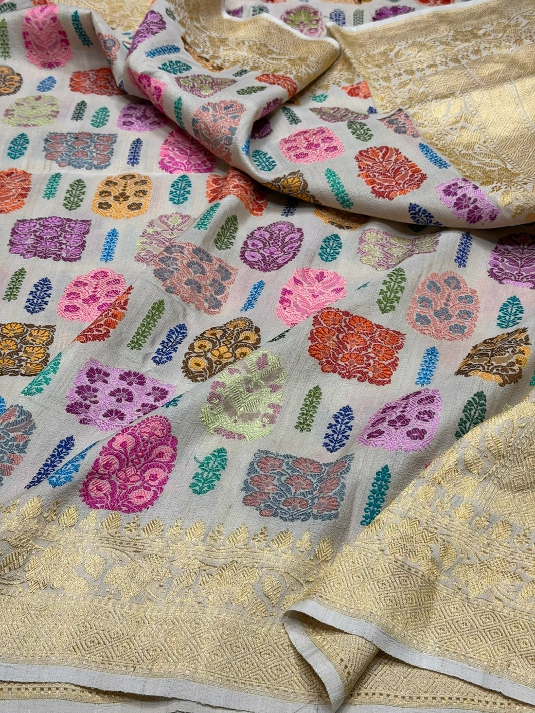 Ivory Handwoven Pure Tussar Georgette Saree