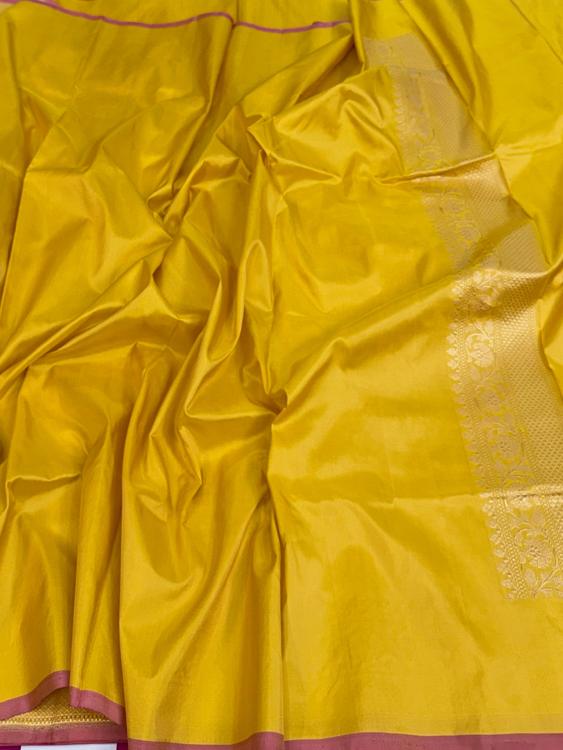Yellow Handwoven Pure Banarasi Silk Saree