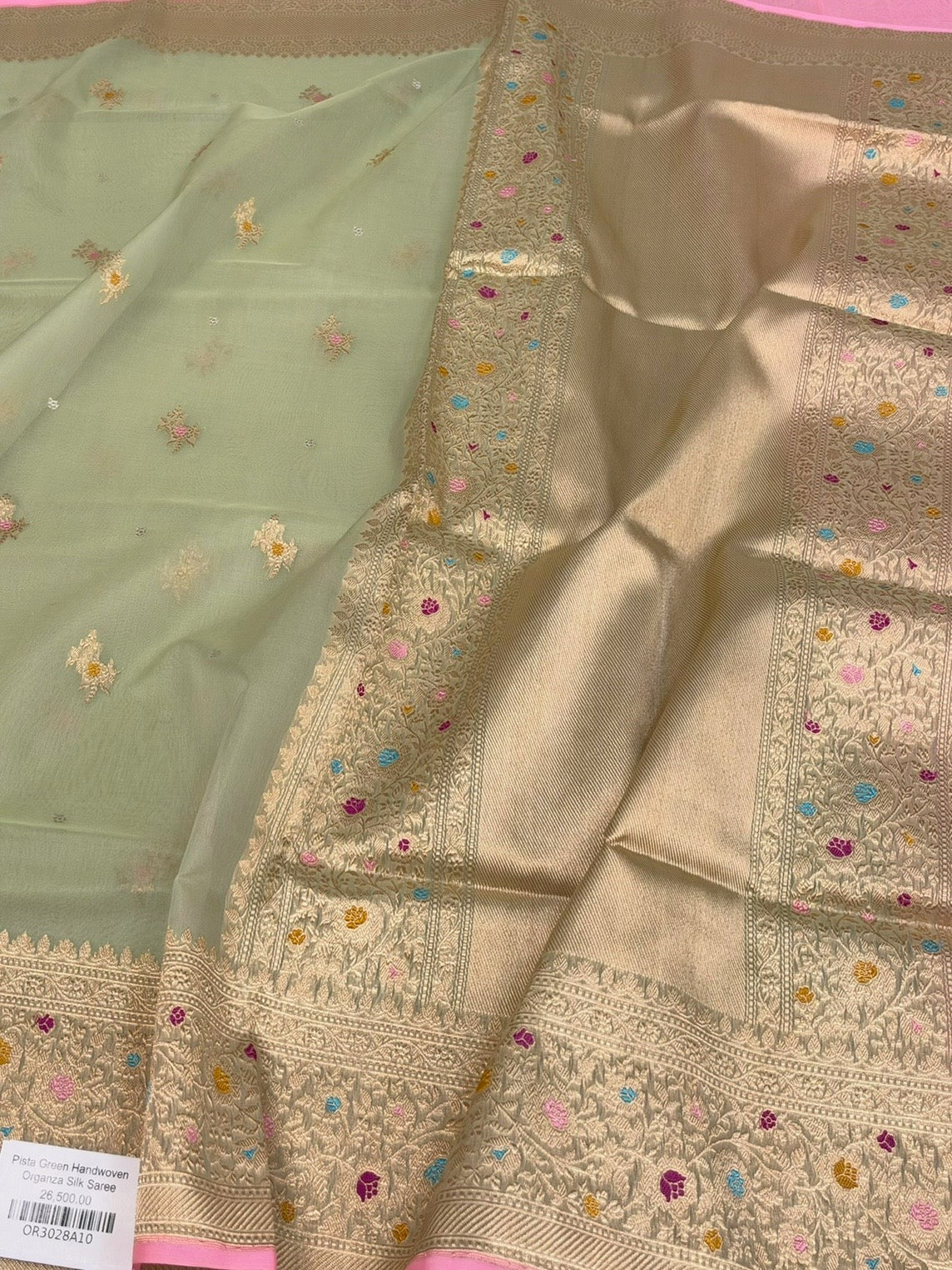 Pista Green Handwoven Banarasi Pure Organza Silk Saree – Luxury Kadwa Handloom Saree