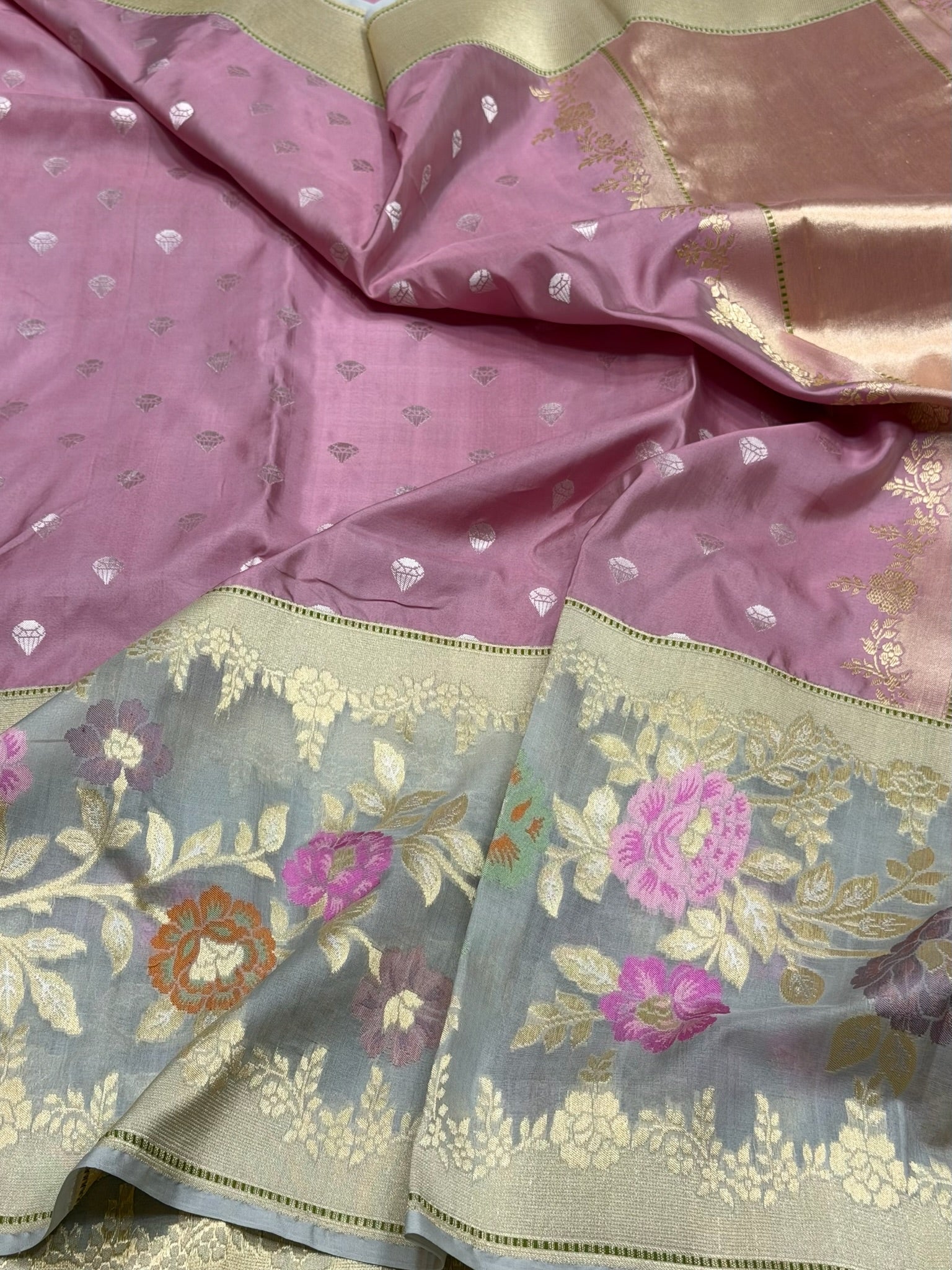 Dusty Rose Pink Handwoven Pure Banarasi Katan Silk Saree