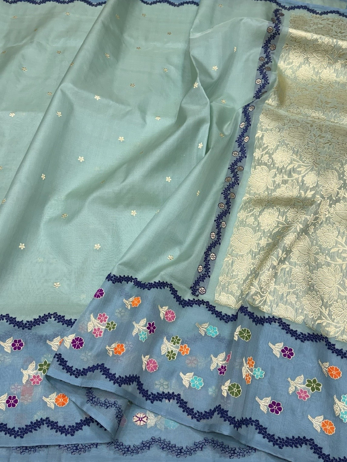 Pista Green Handwoven Pure Organza Silk Saree