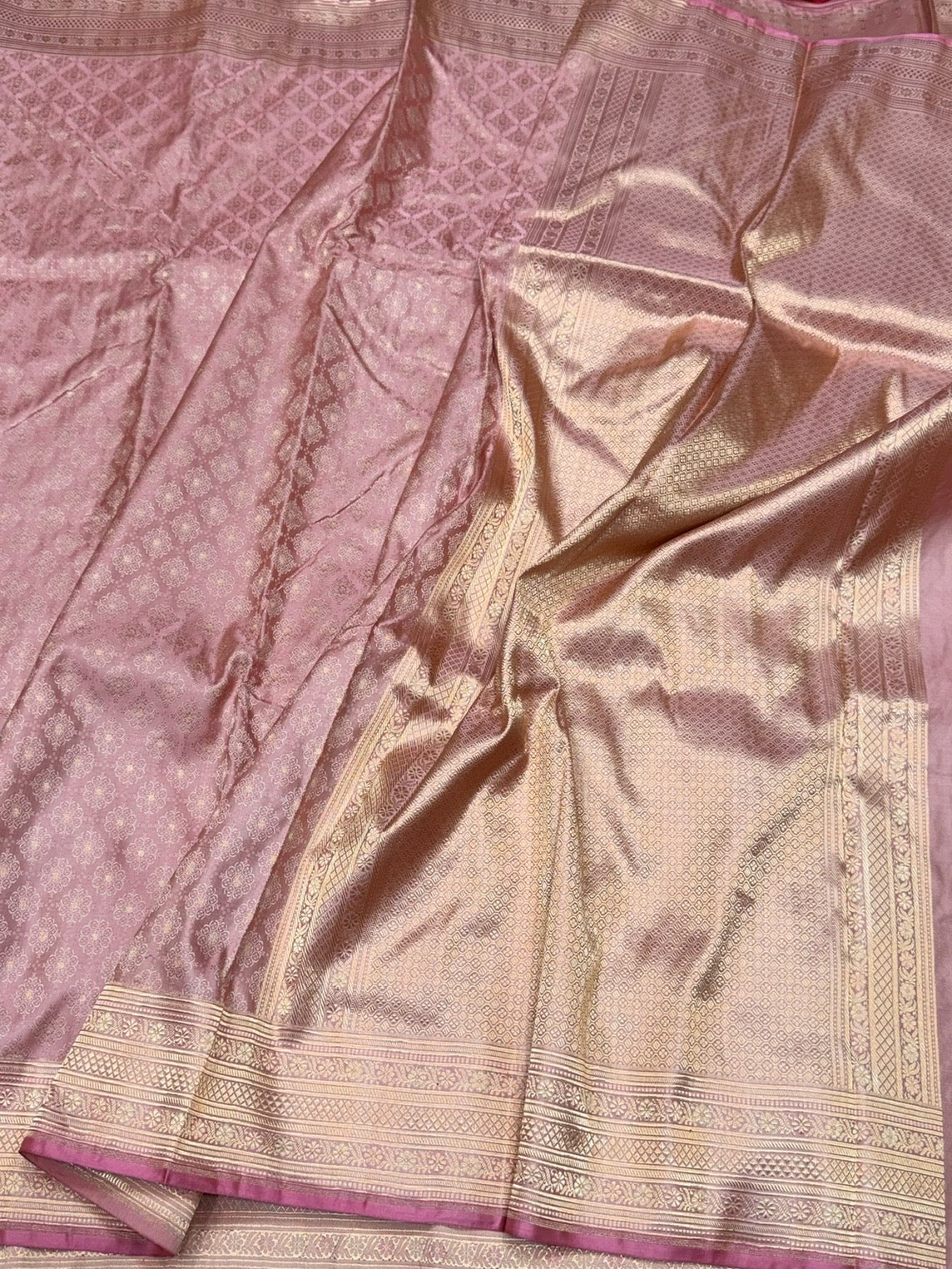 Lilac Handwoven Vintage Pure Banarasi Satin Silk Saree