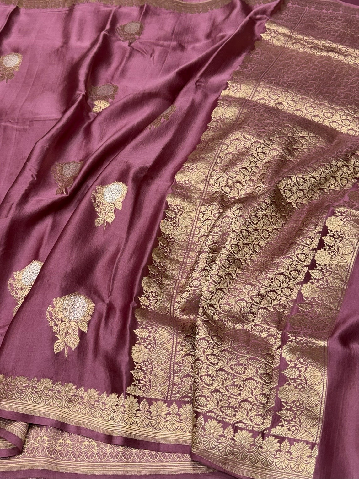 Gajiri Pink Handwoven Pure Mashru Banarasi Satin Silk Saree