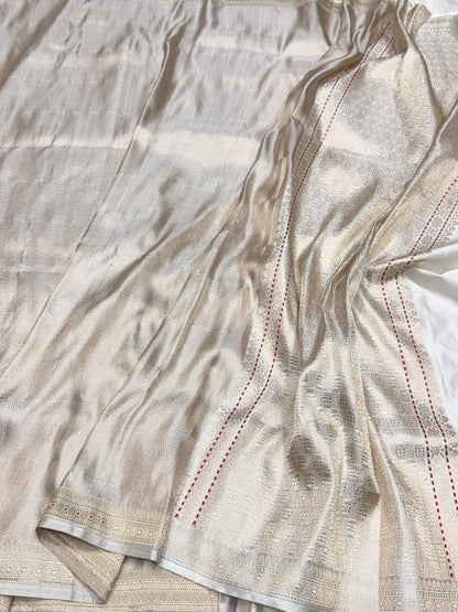 Ivory Handwoven Pure Banarasi Satin Tanchoi Silk Saree – Luxury Wedding &amp; Festive Handloom