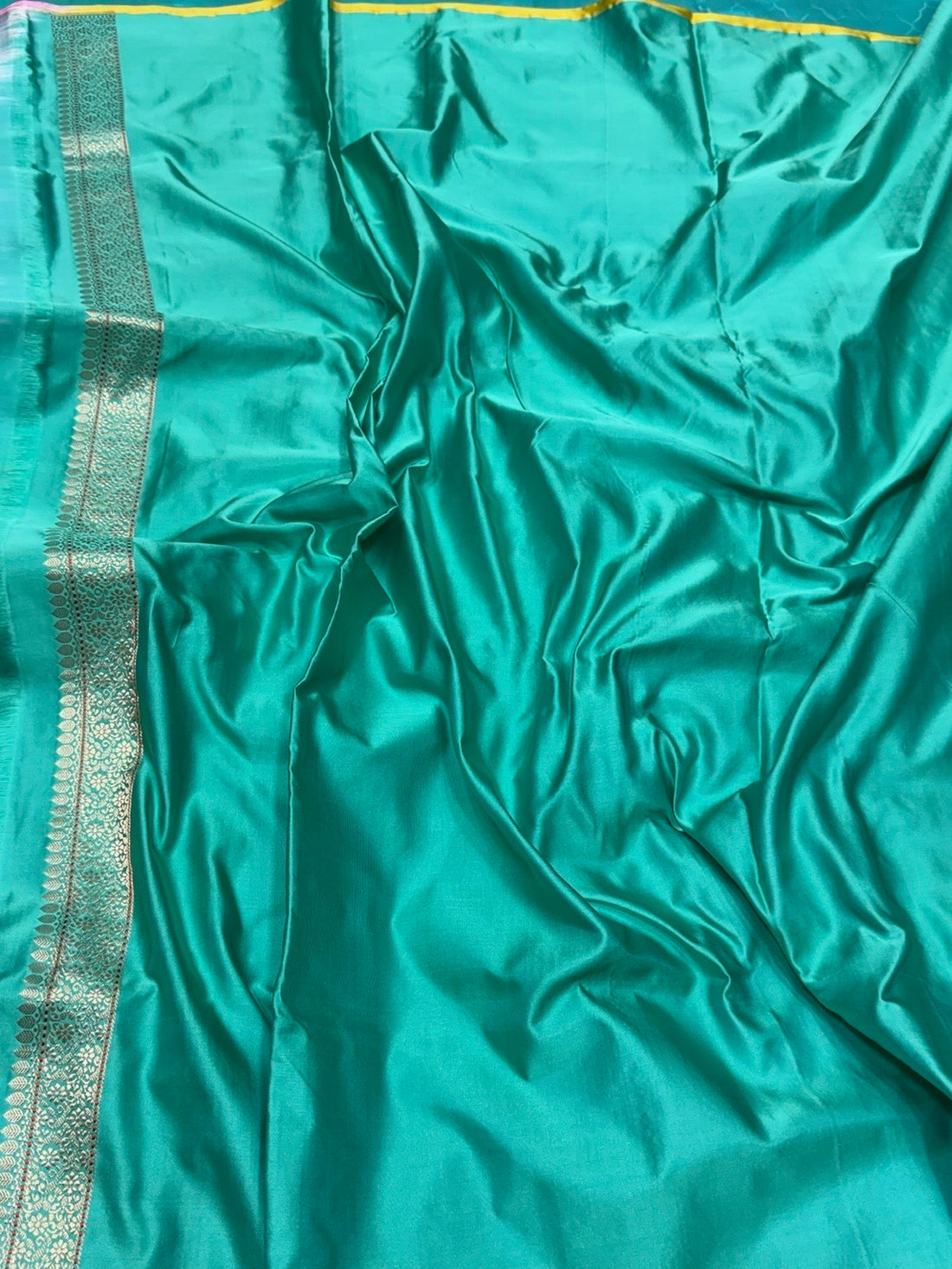 Sea Green Handwoven Pure Banarasi Satin Tanchoi Silk Saree
