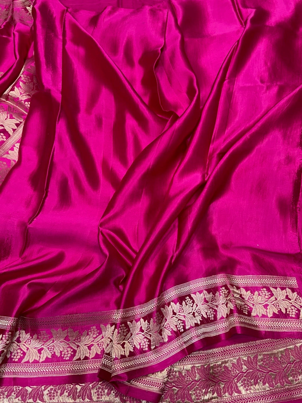Rani Pink Handwoven Pure Mashru Banarasi Satin Silk Saree – Kadwa Weave | Authentic Banaras Handloom