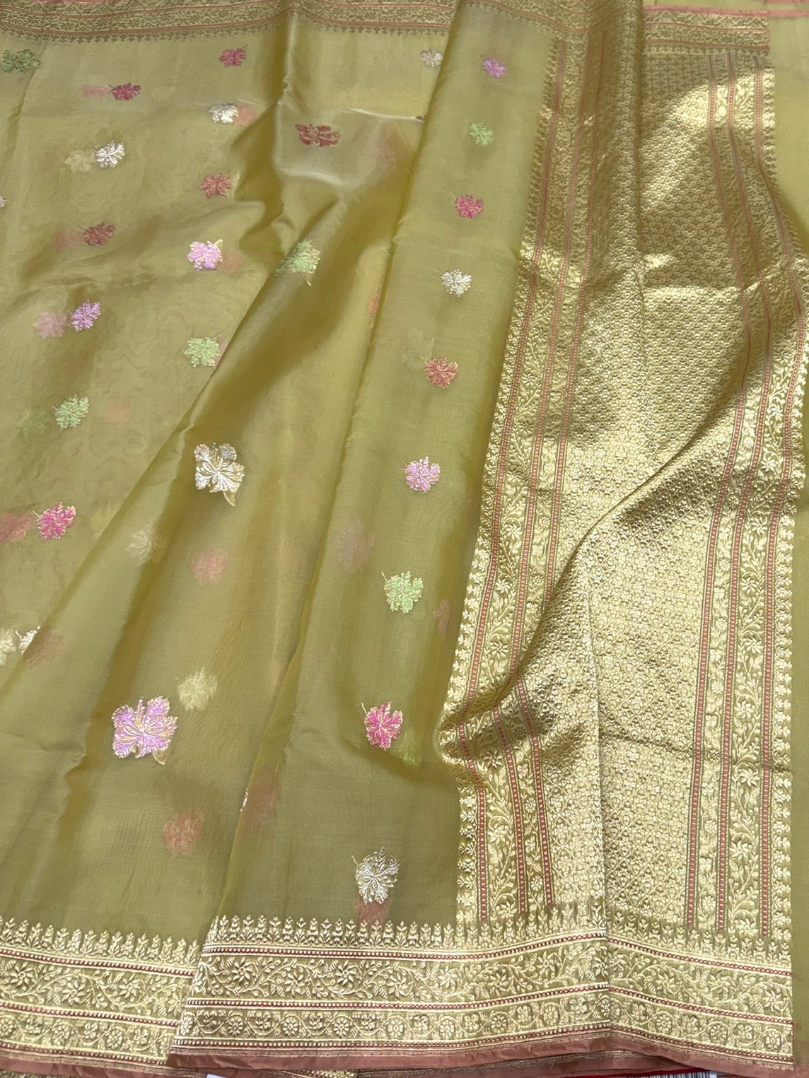 Pista Green Handwoven Pure Organza Silk Saree