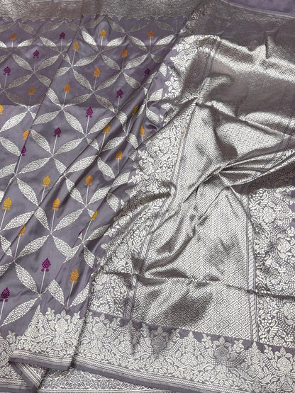 Dusty Lavender Handwoven Pure Banarasi Silk Saree