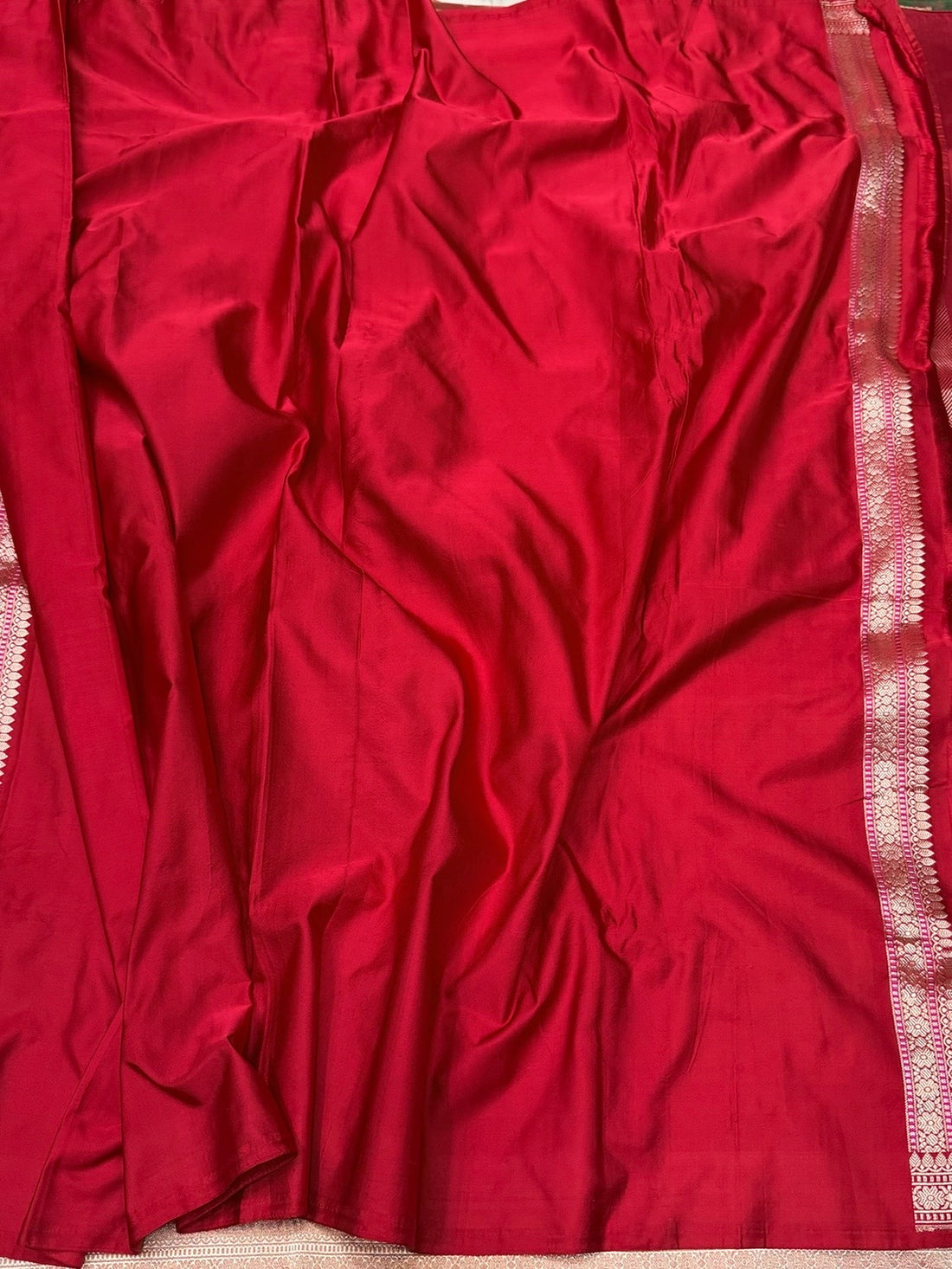 Red Handwoven Pure Banarasi Satin Silk Brocade Saree – Luxury Brocade Work