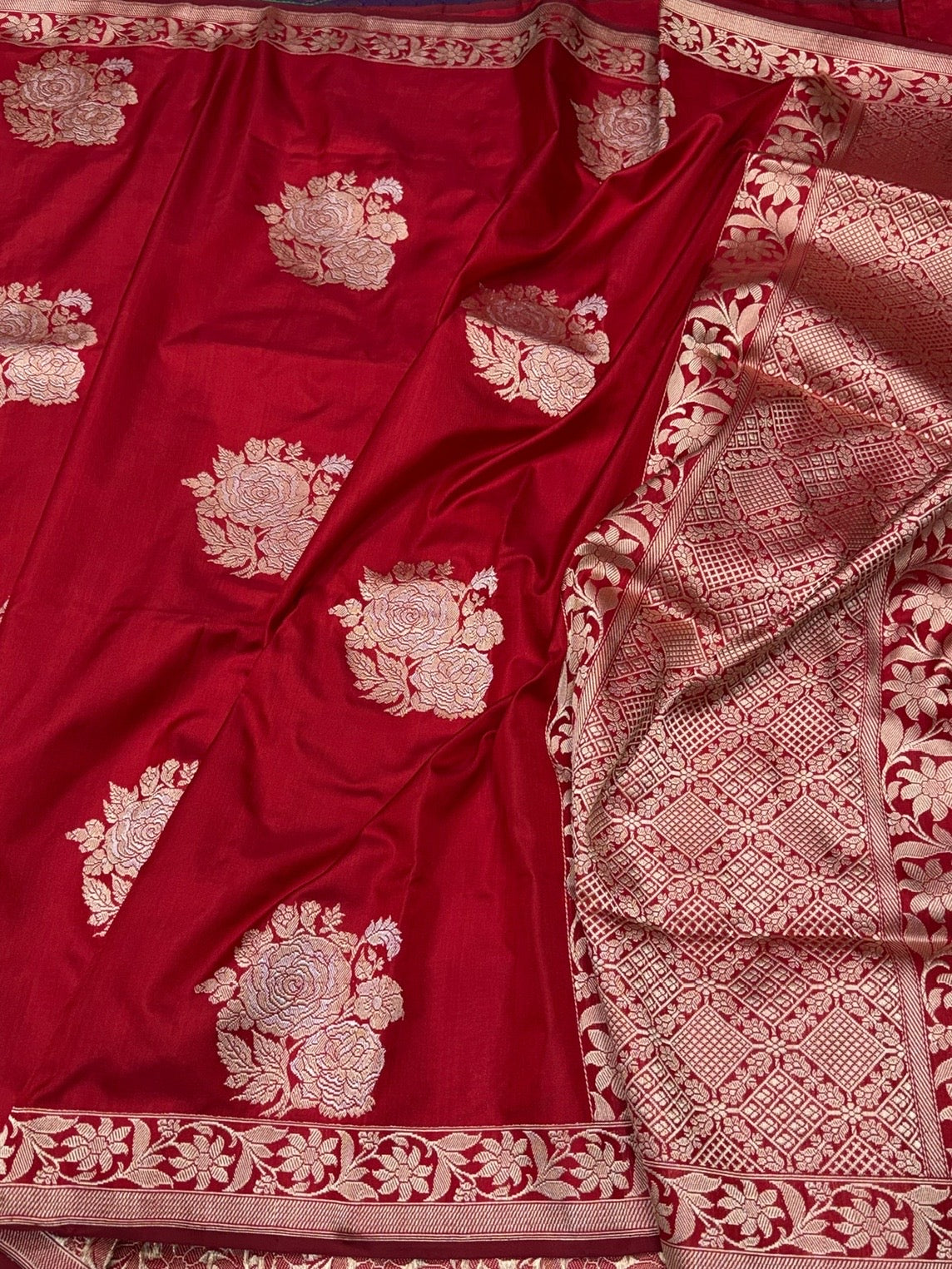 Red Handwoven Pure Banarasi Ektara Silk Saree