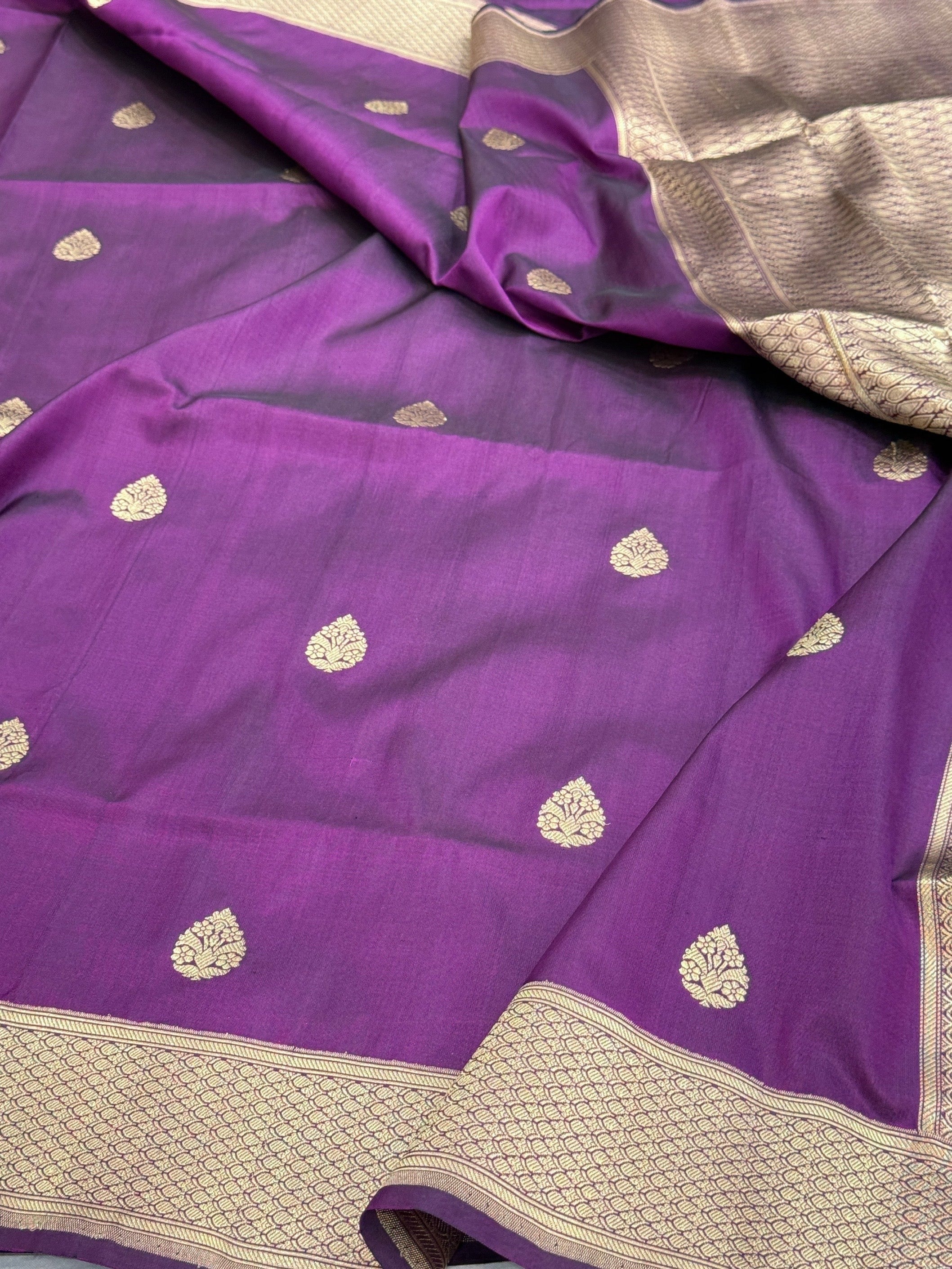 Magenta Handwoven Pure Banarasi Silk Saree