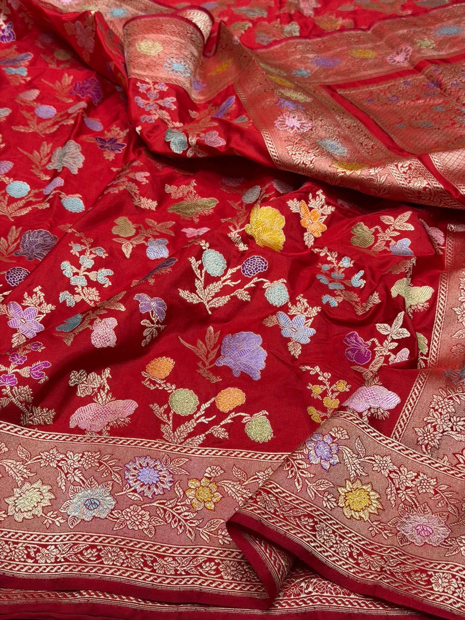 Red Handwoven Pure Banarasi Silk Saree in Kadwa Weave – Katan Mulberry Silk