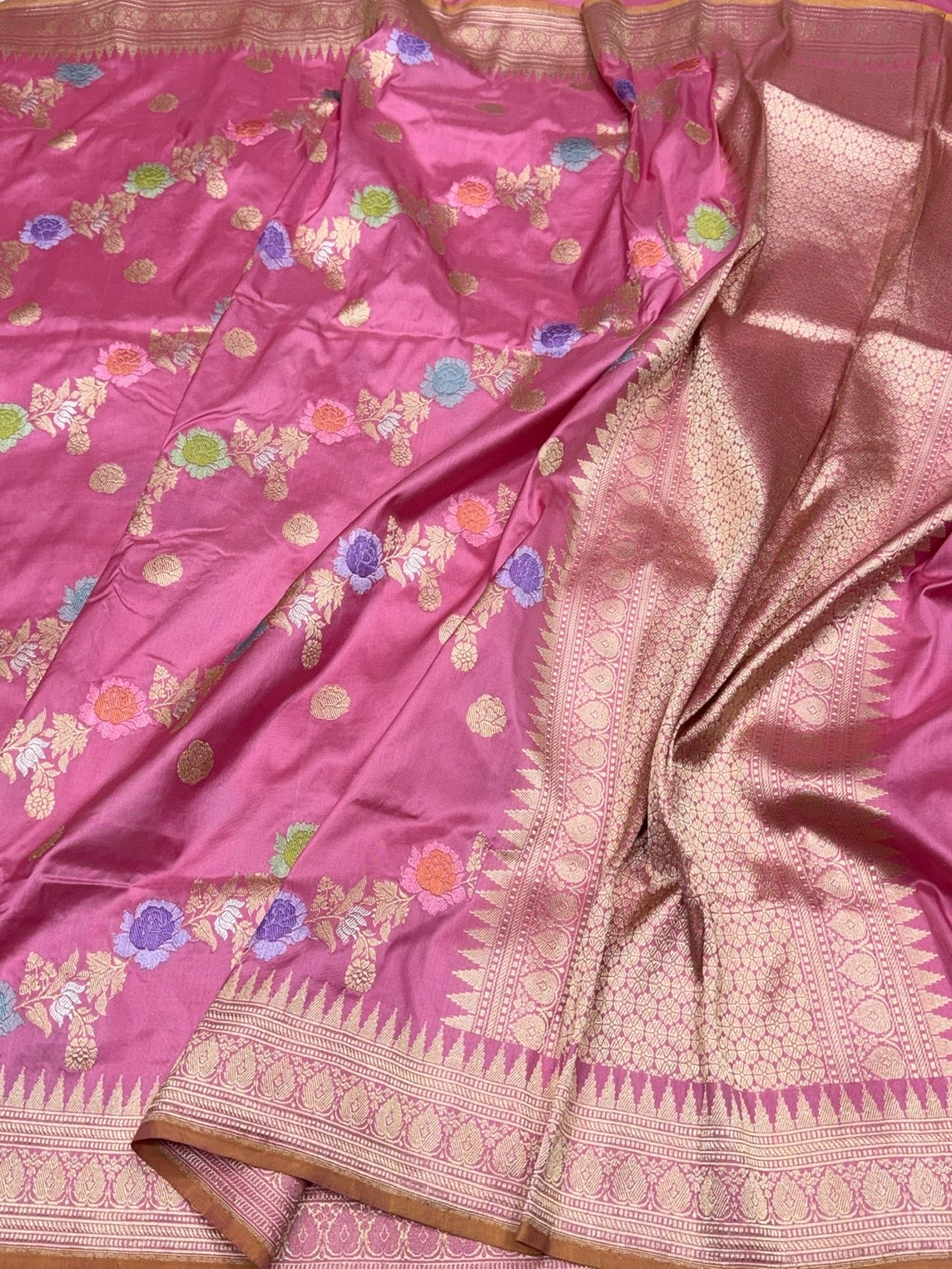 Gajiri Pink Handwoven Pure Banarasi Katan Silk Saree – Authentic Kadwa Weave