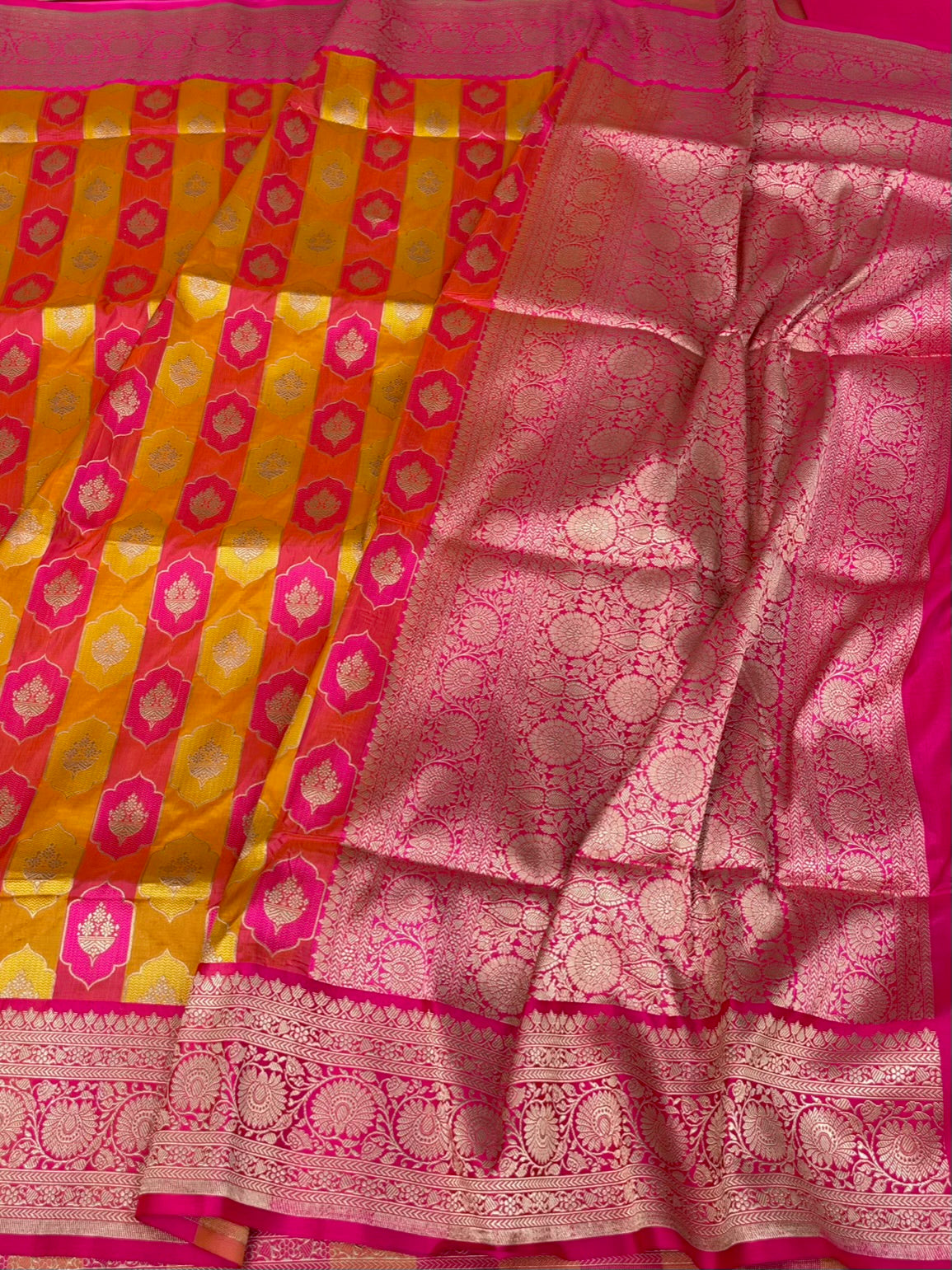 Rani Pink Pure Banarasi Rangkaat Saree