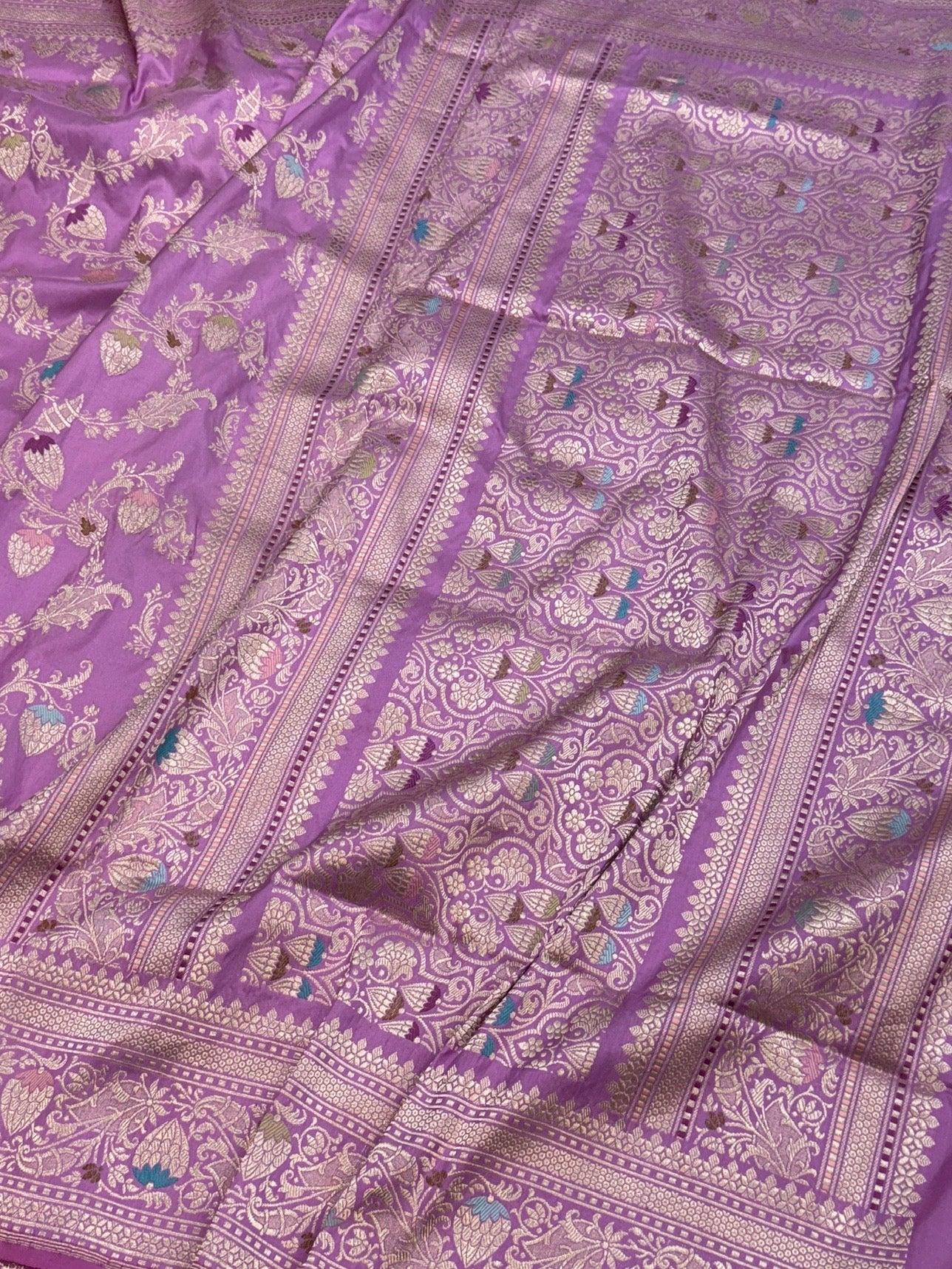 Lavender Handwoven Pure Banarasi Silk Saree