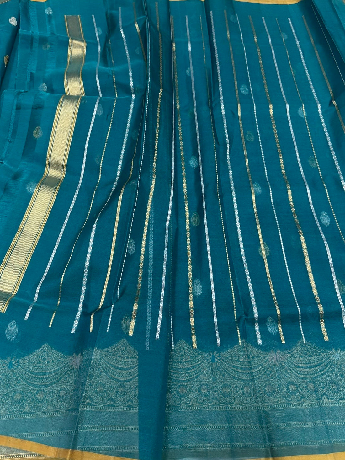 Teal Green Handwoven Pure Organza Silk Saree