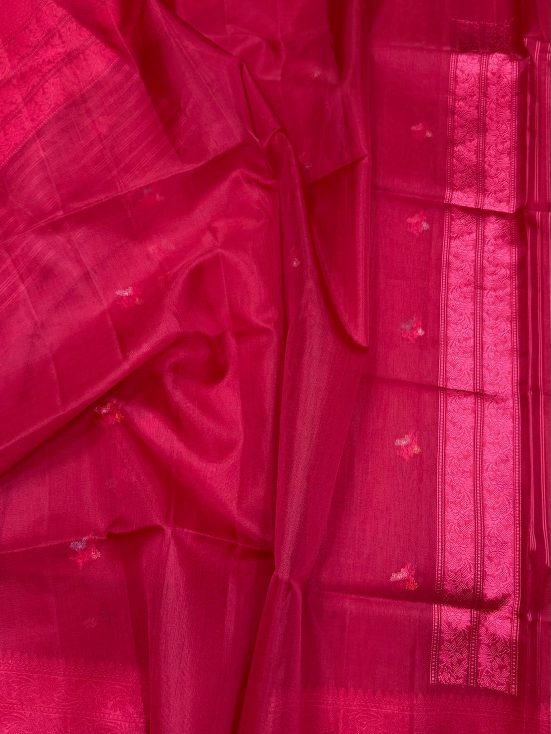Red Handwoven Pure Banarasi Organza Silk Saree