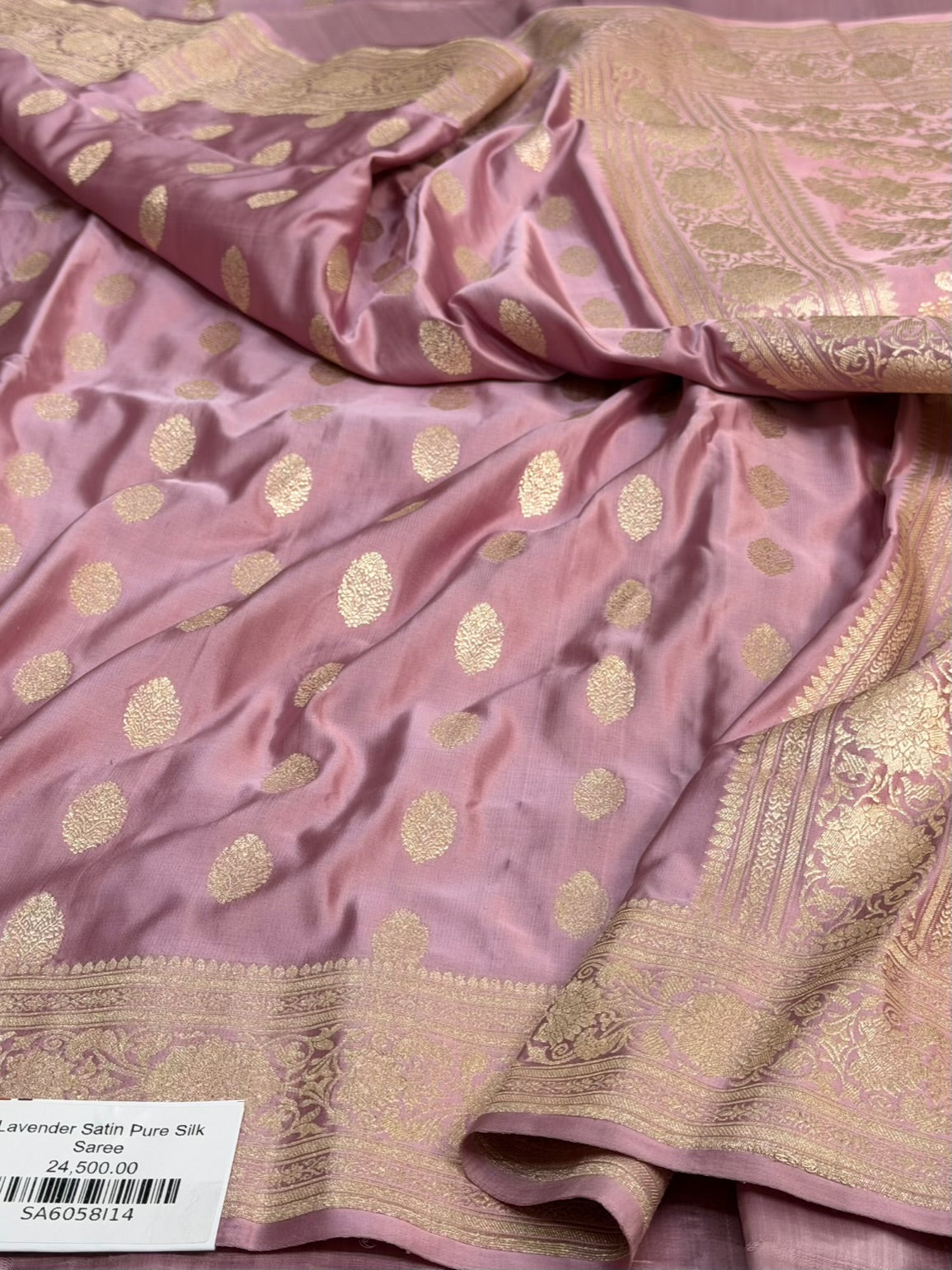 Dusty Pink Handwoven Vintage Banarasi Pure Satin Silk Saree