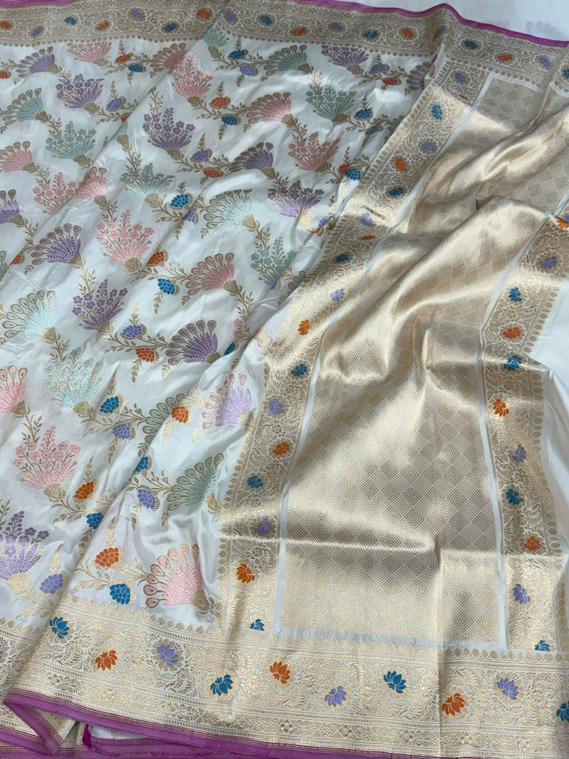 White Handwoven Pure Banarasi Katan Silk Saree