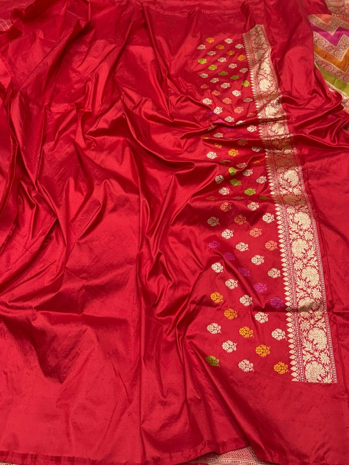 Rani Pink Handwoven Pure Banarasi Rangkaat Silk Saree