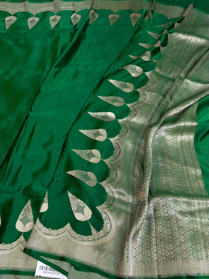 Bottle Green Handwoven Pure Banarasi Mashru Satin Silk Saree