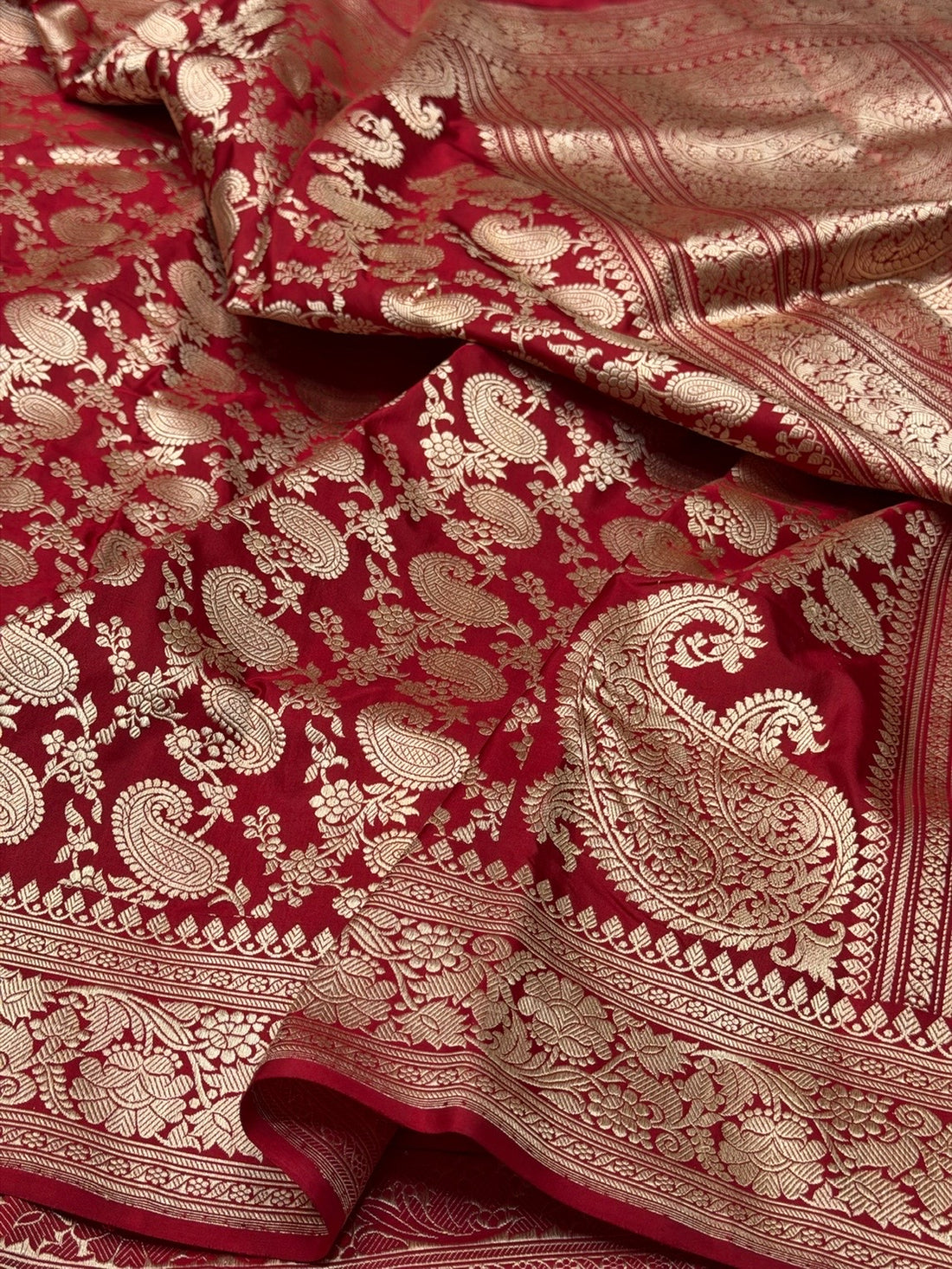 Red Handwoven Pure Banarasi Silk Saree