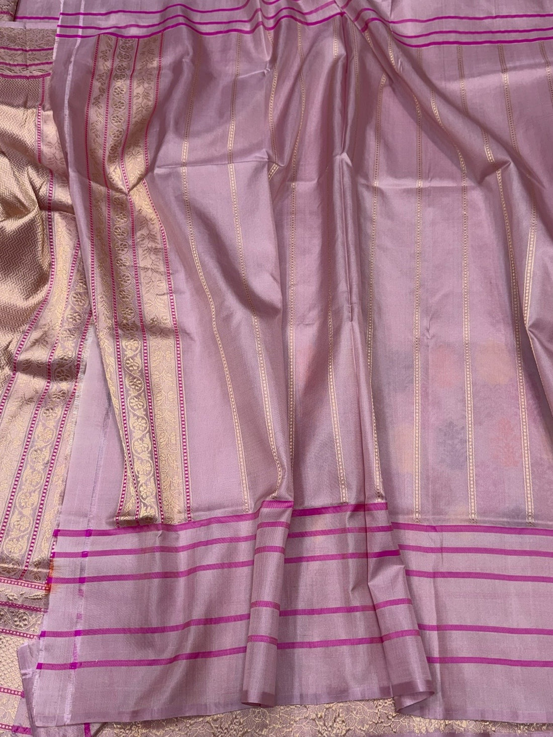 Pinkish-Lilac Handwoven Pure Banarasi Silk Saree
