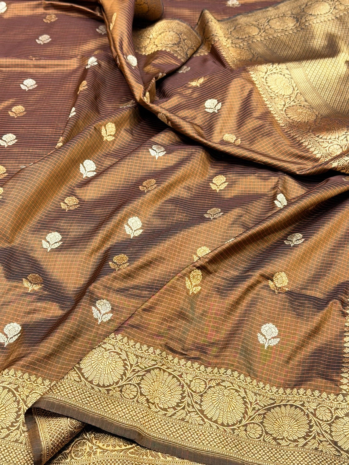 Handwoven Pure Banarasi Saree in Katan Silk – Traditional Checks Weave