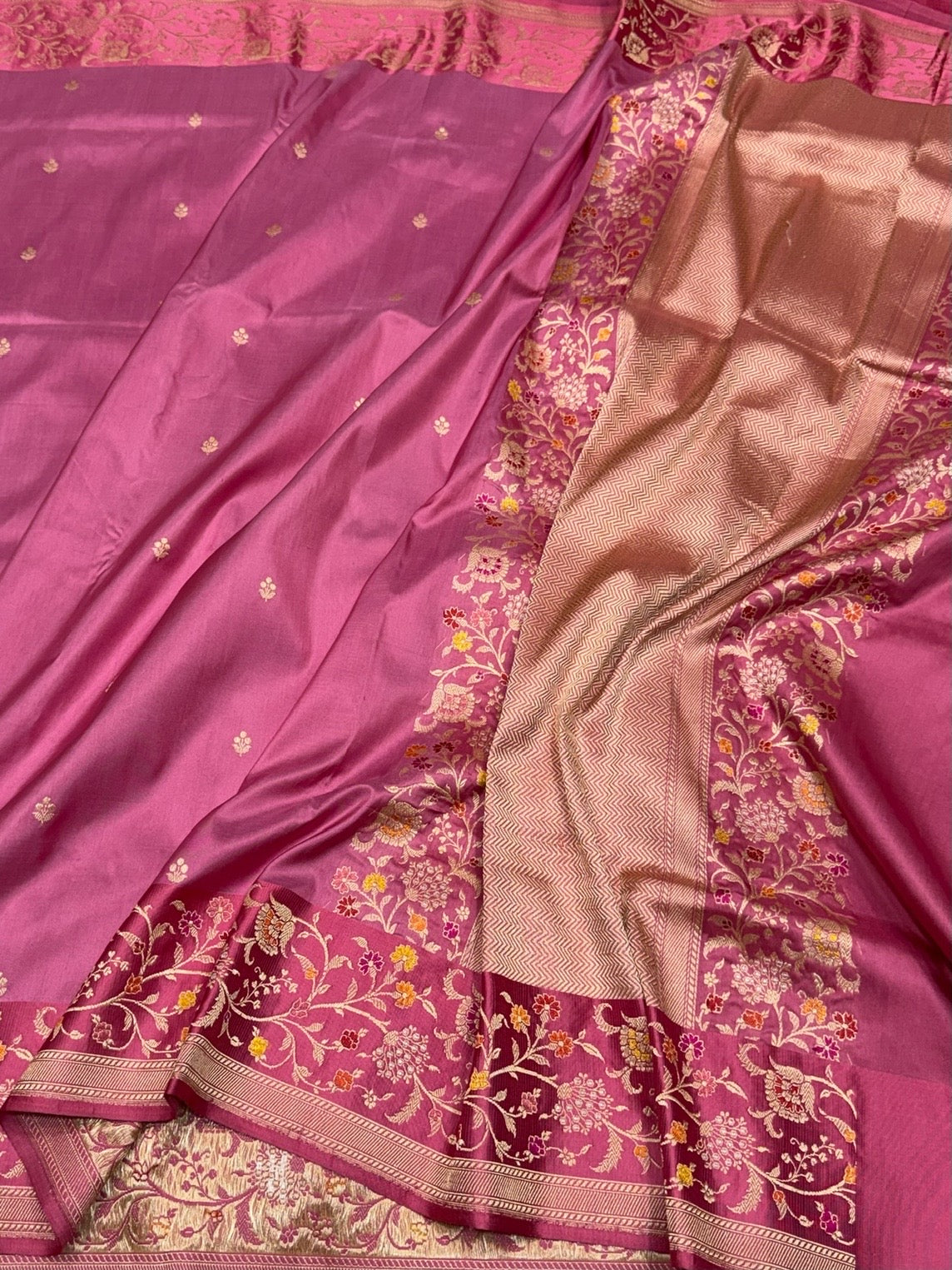 Gajiri Pink Handwoven Pure Banarasi Silk Saree with Kadiyal Border | Kadwa Katan Silk