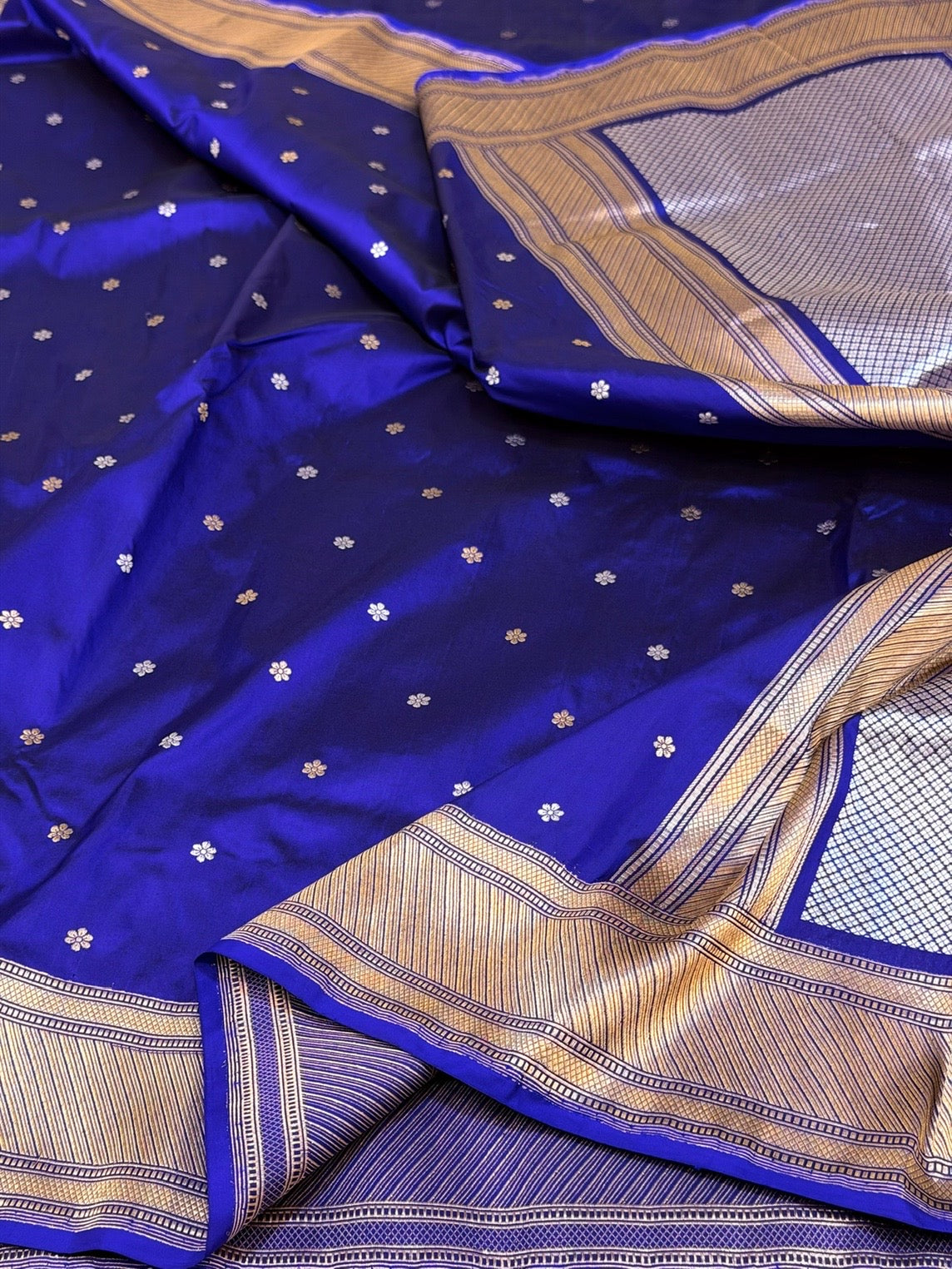Royal Blue Handwoven Pure Banarasi Katan Silk Saree