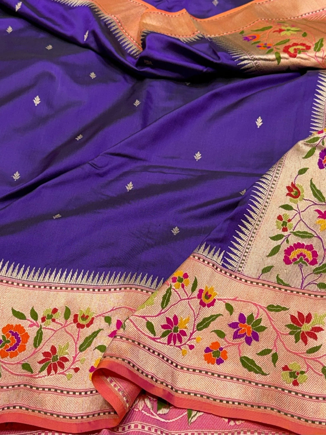Purple Handwoven Pure Banarasi Ektara Silk Saree