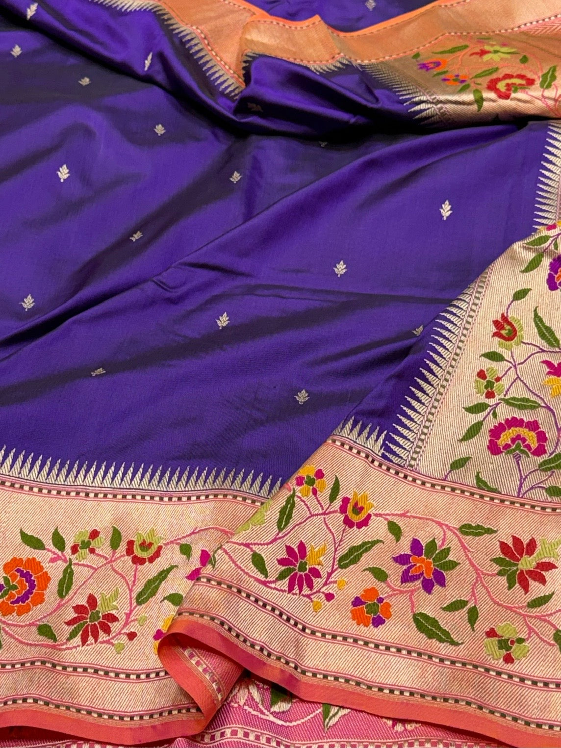 Purple Handwoven Pure Banarasi Ektara Silk Saree