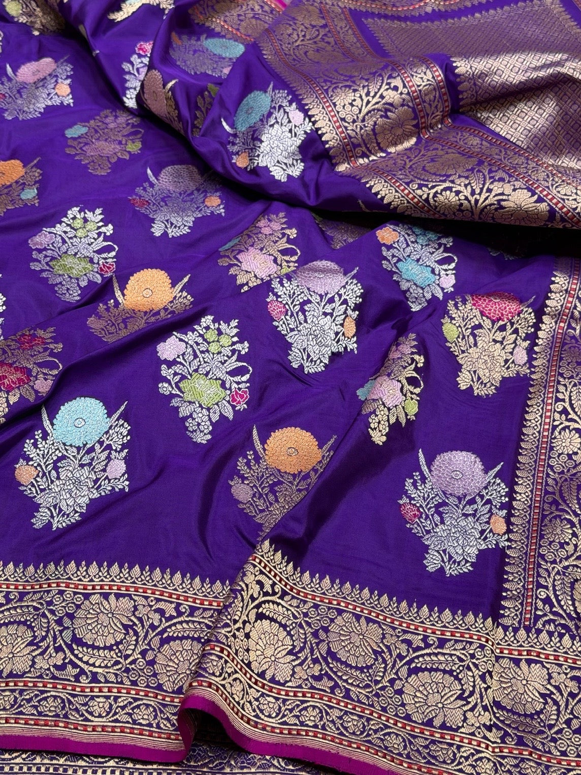 Purple Handwoven Pure Banarasi Silk Saree in Kadwa Weave