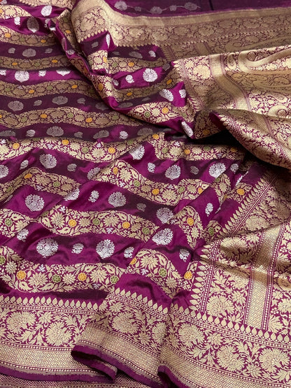 Magenta Handwoven Pure Banarasi Silk Saree