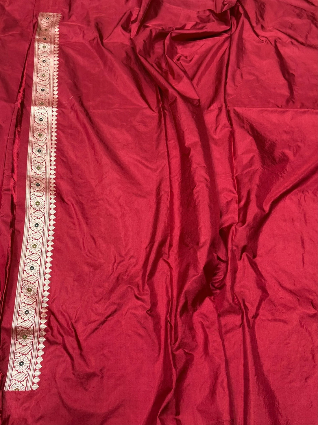 Red Handwoven Pure Banarasi Silk Saree