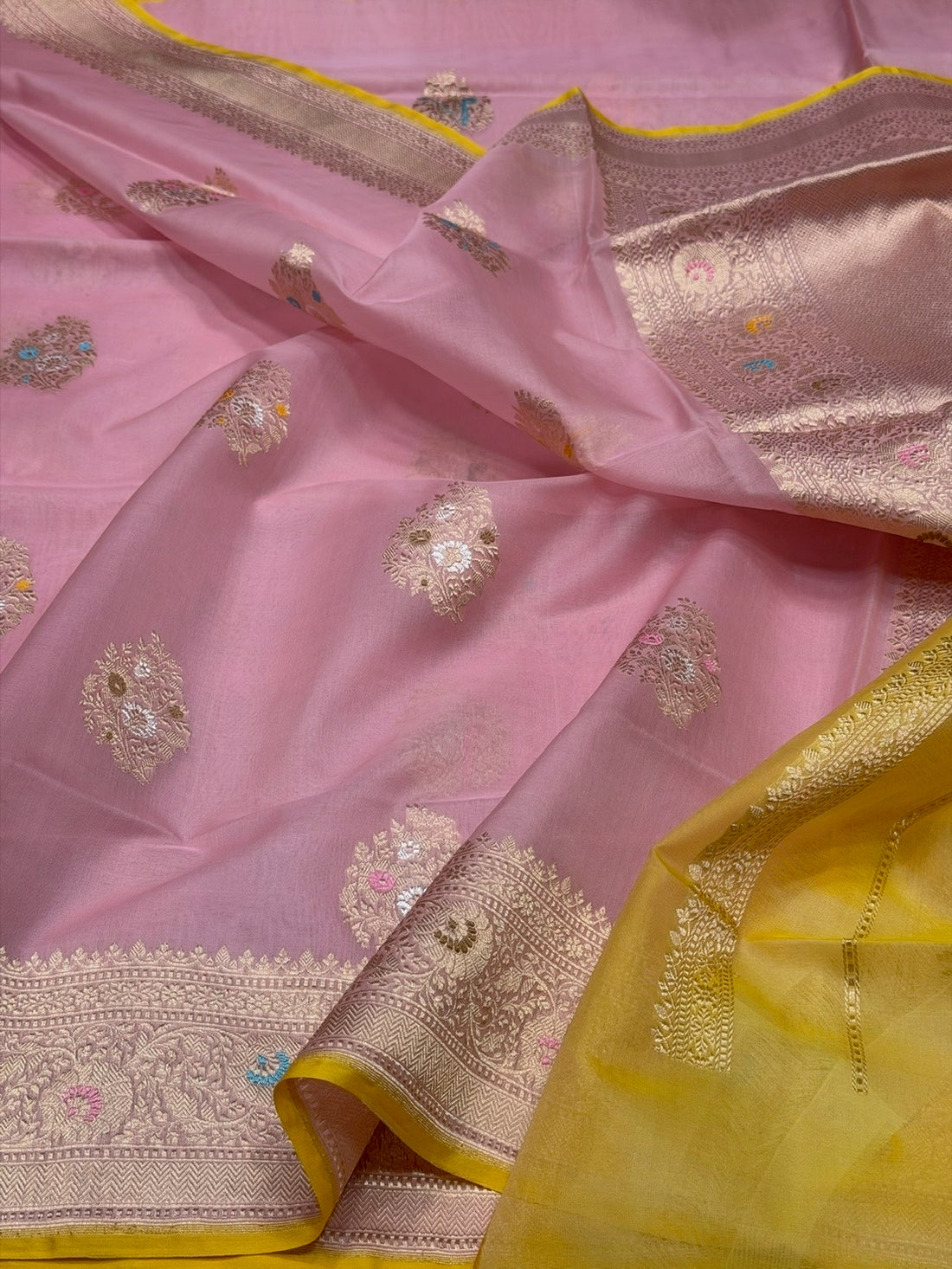 Baby Pink Handwoven Pure Organza Silk Saree