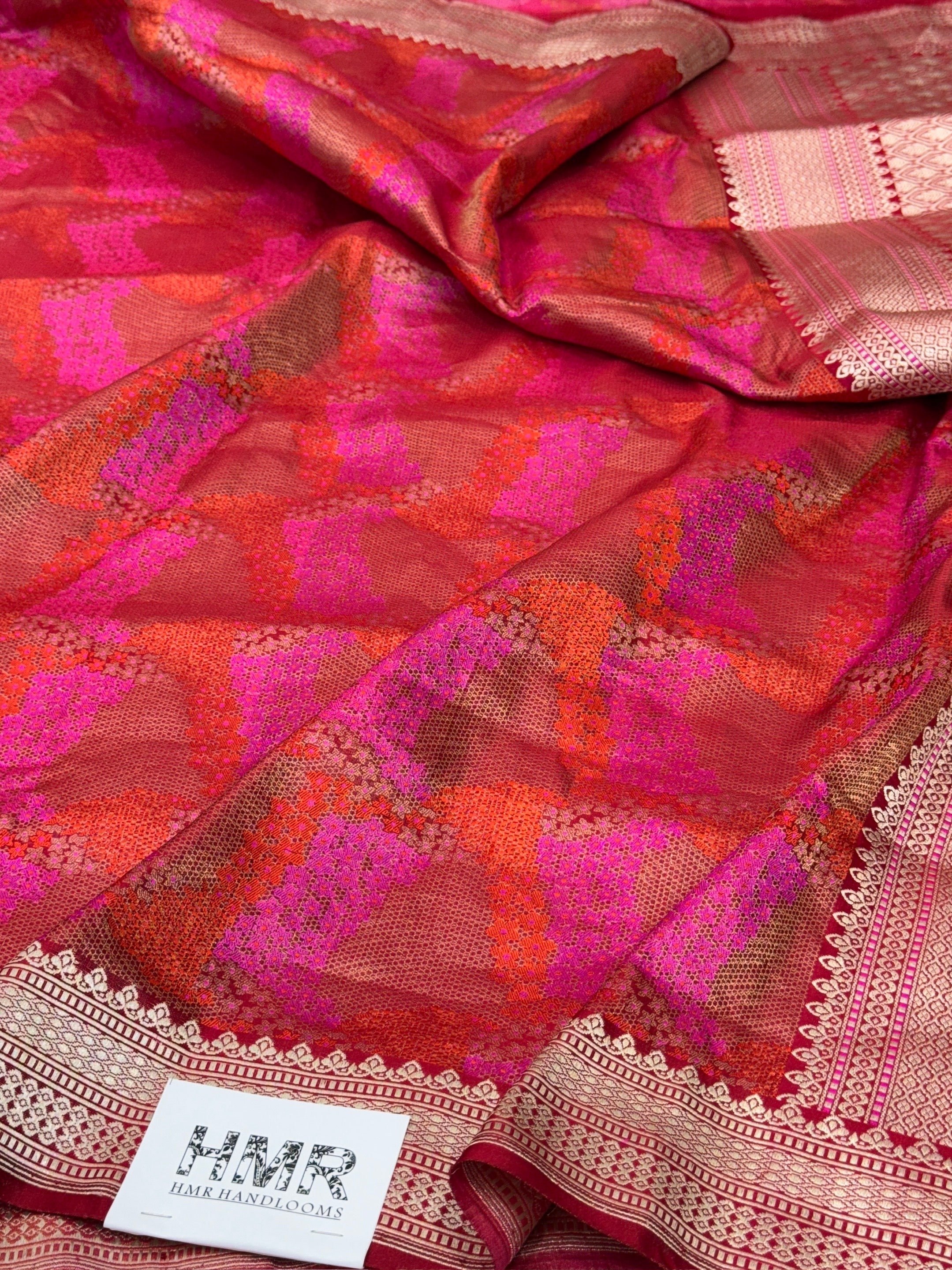 Red Handwoven Pure Banarasi Satin Tanchoi Silk Saree – Kadwa Weave | Authentic Banaras Handloom