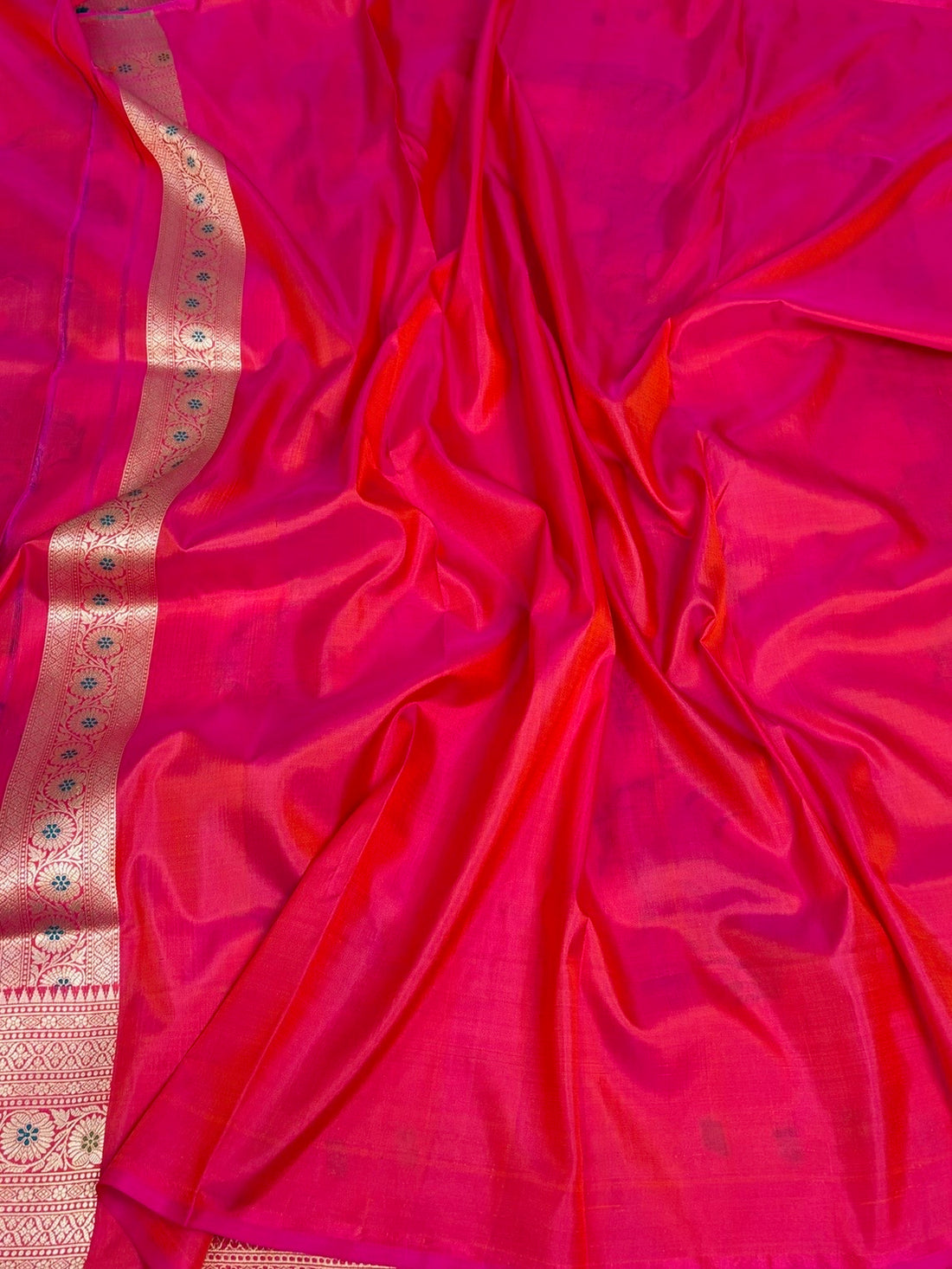 Orangish Pink Rangkaat Banarasi Pure Katan Silk Saree