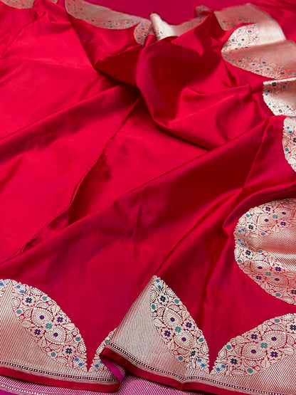 Red Handwoven Pure Banarasi Satin Silk Saree – Kadwa Weave in 100% Pure Silk