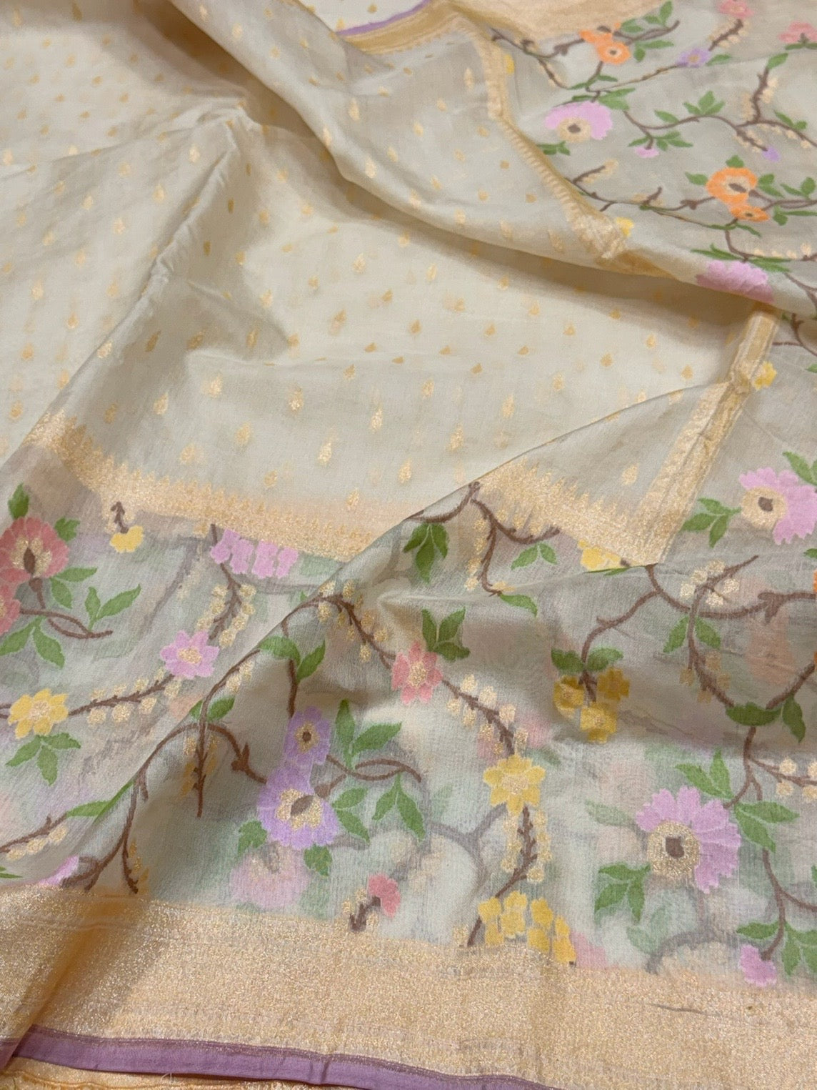 Ivory Handwoven Pure Kora Jamdani  Saree