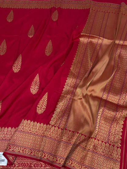 Red Handwoven Pure Banarasi Ektara Silk Saree