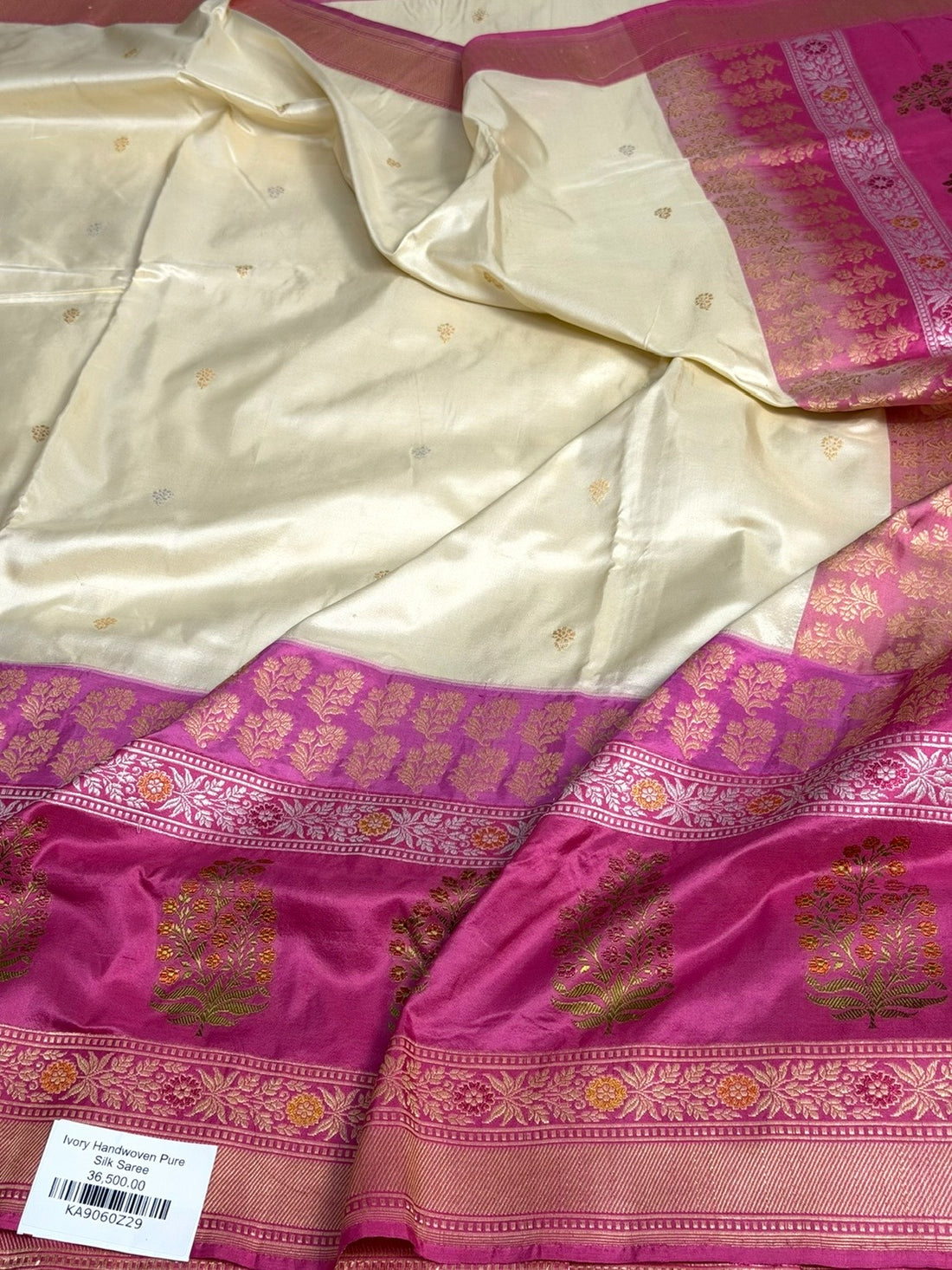 Ivory Handwoven Pure Banarasi Silk Saree – Kadwa Weave | Authentic Banaras Handloom