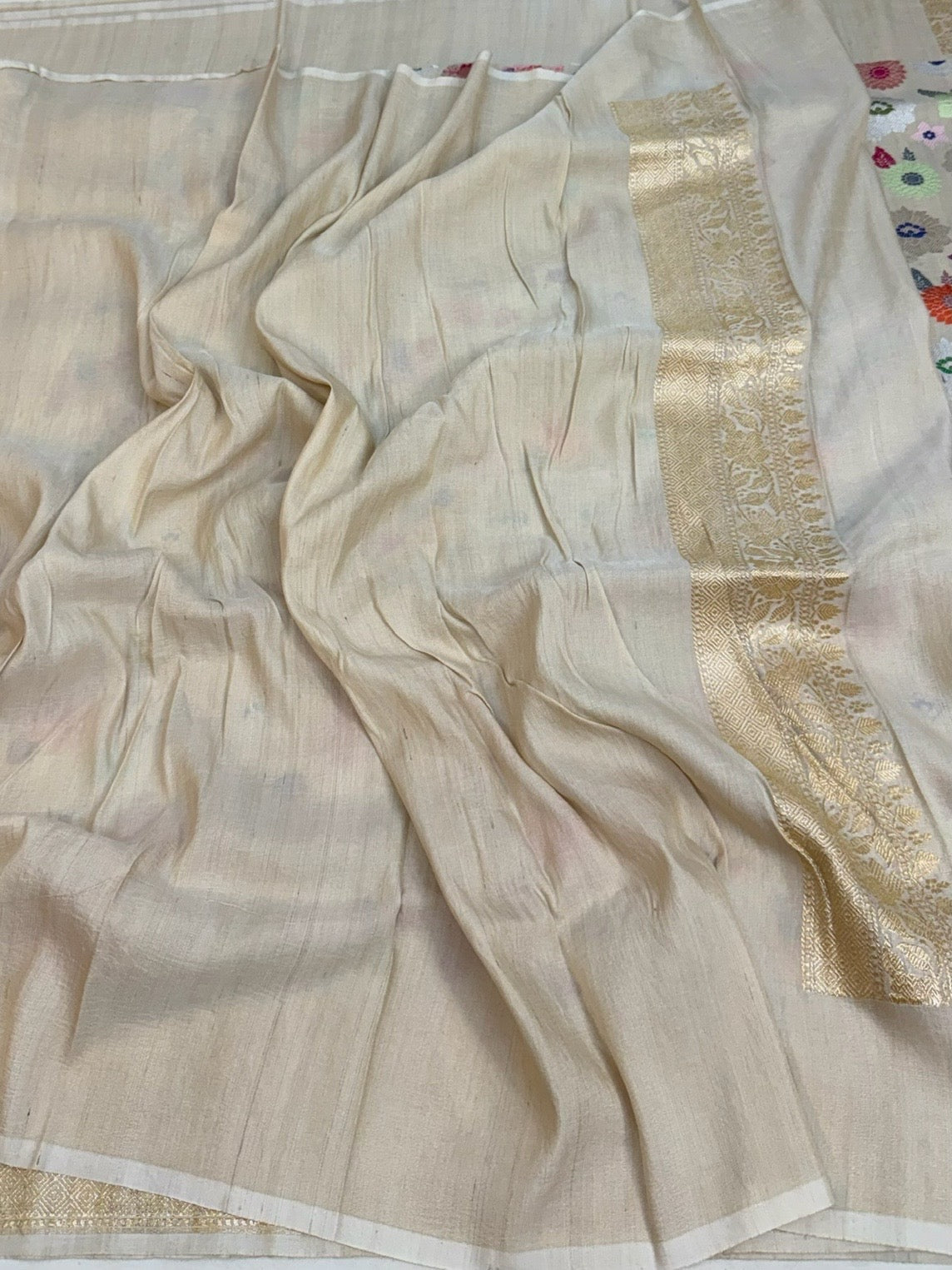 Natural Handwoven Pure Tussar Georgette Saree