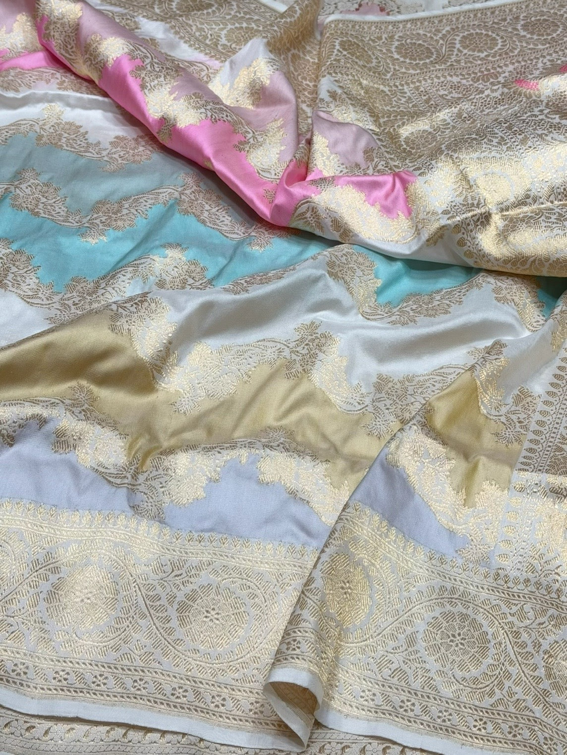 Ivory Handwoven Pure Banarasi Rangkaat Silk Saree – Pure Katan Silk